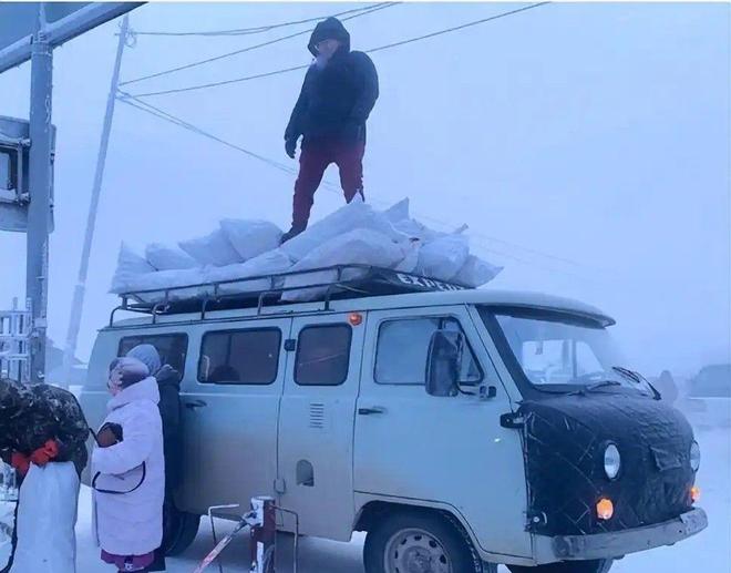 900人苹果30块1个1斤牛肉10多元电子pg西伯利亚-63℃小卖部:全村约(图18) 900人苹果30块1个1斤牛肉10多元电子pg西伯利亚-63℃小卖部:全村约(图18)